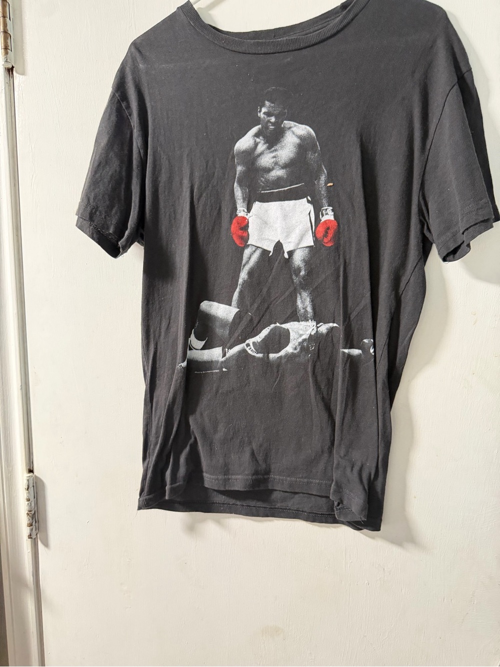 Ali Black T-Shirt from Target Size Small